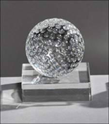 Zeige Details für Golfball aus massivem Kristall auf Glas-Sockel Bild von Golfball aus massivem Kristall auf Glas-Sockel