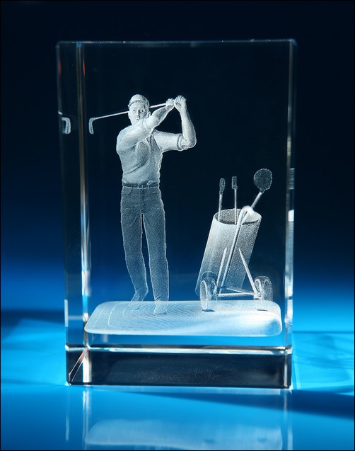 Bild von Beim Golfen... 3D-Glas EXTRA - besonders fein gelasert